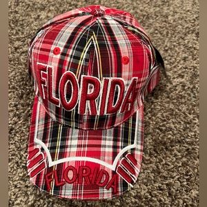 Cursedi Florida Red Plaid Cloth Hat, unisex, new with tag
